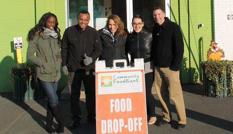 Spencer Savings Bank Hosts Annual Food Drive