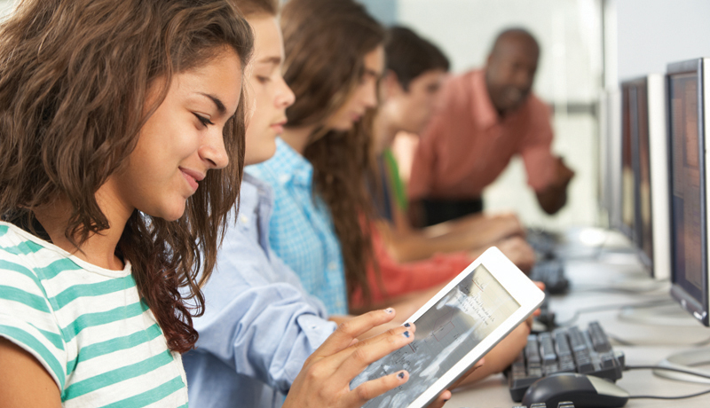 Spencer Savings Bank Reaches 535 Students through Online Financial Education Program