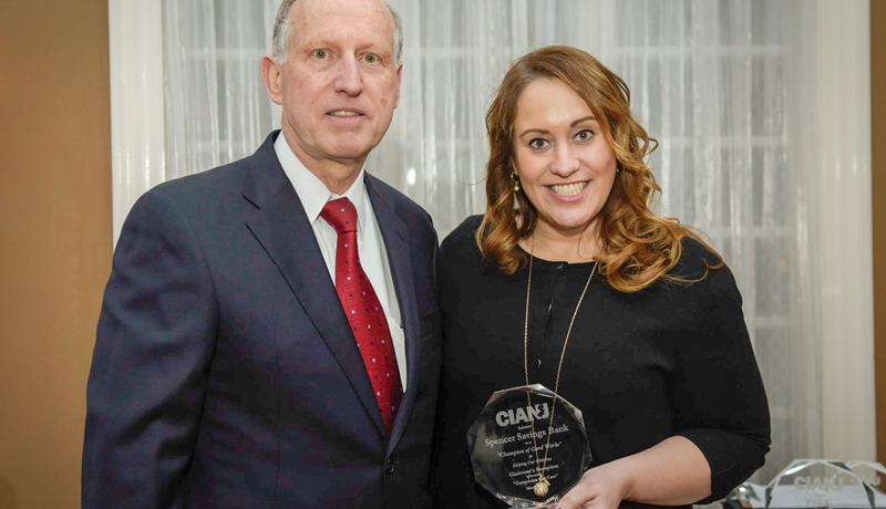 Spencer Savings Bank Receives Community Service Award from CIANJ