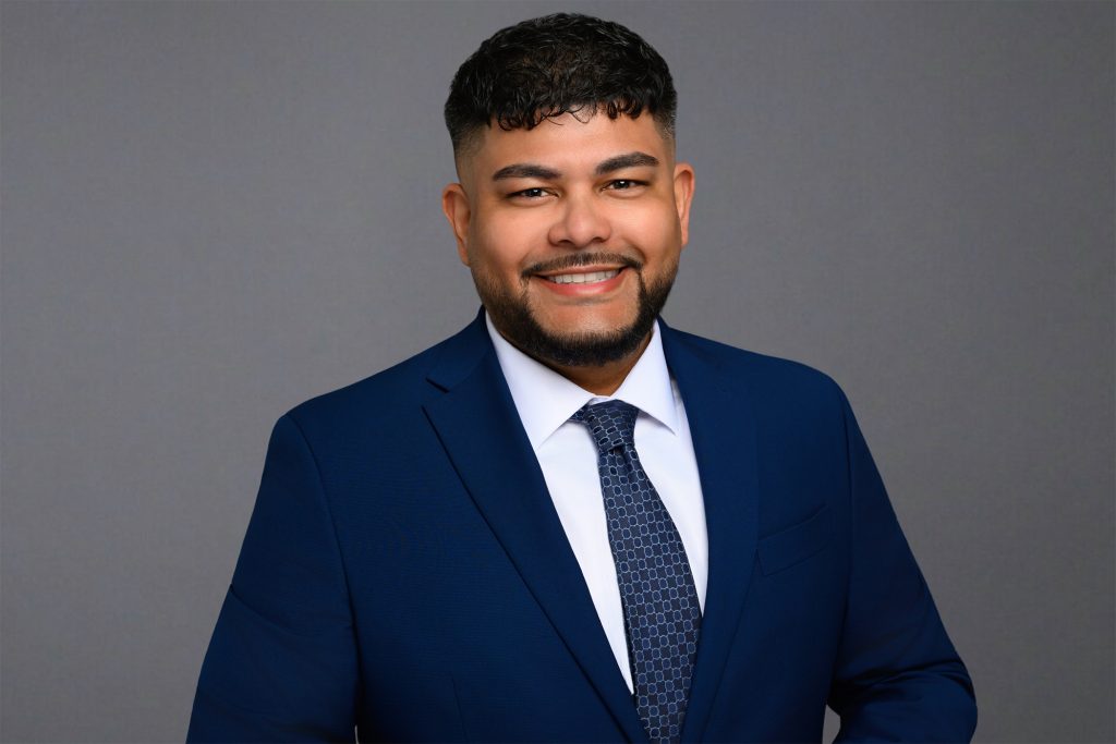 Lyndhurst Financial Center Manager Andrew Davila