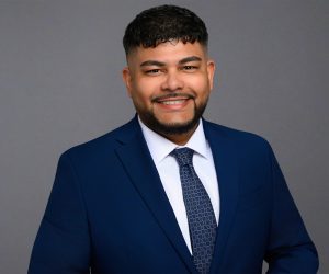 Lyndhurst Financial Center Manager Andrew Davila